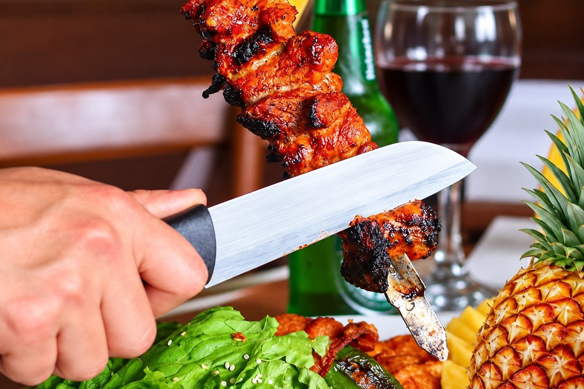 Carne servida al corte